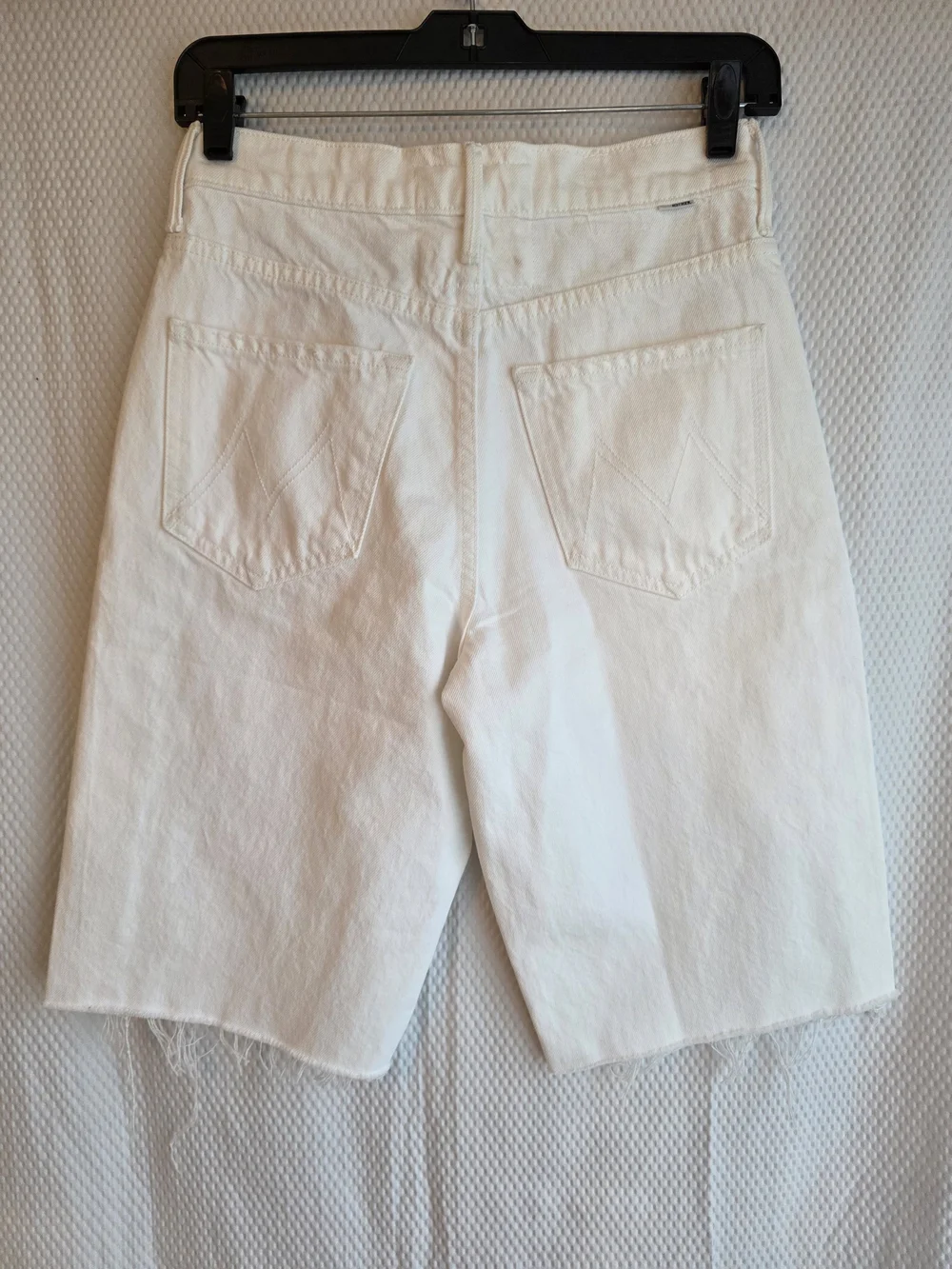 Mother Maven Bermuda Fray Shorts in Picket Fence Size 24
